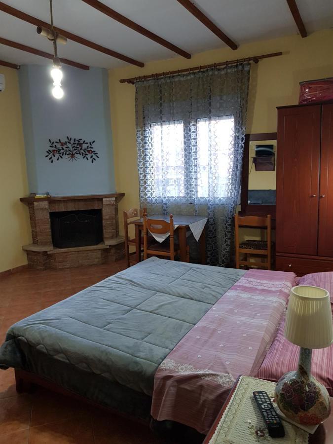 Alexandros Guesthouse Órma 외부 사진