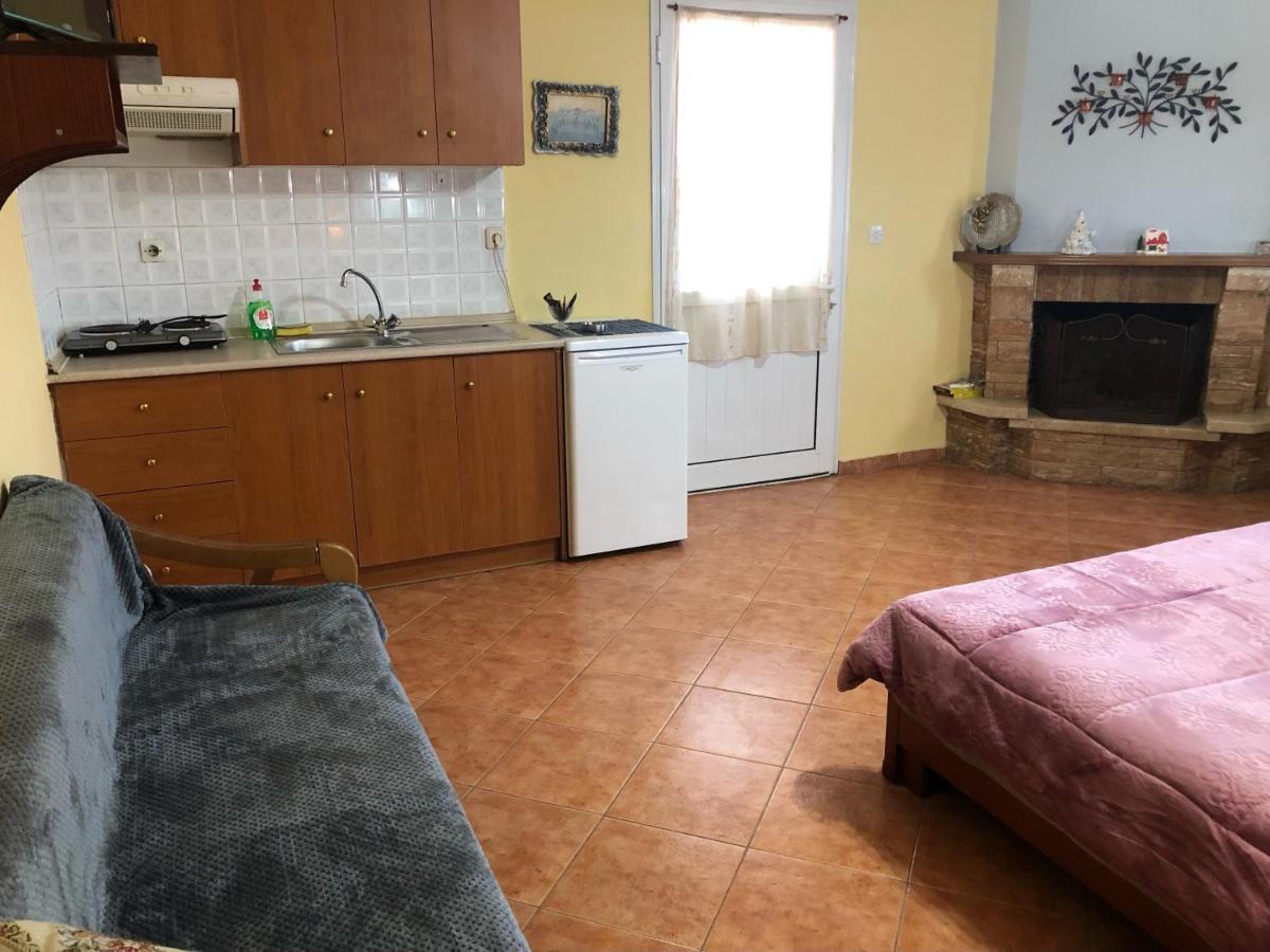 Alexandros Guesthouse Órma 외부 사진